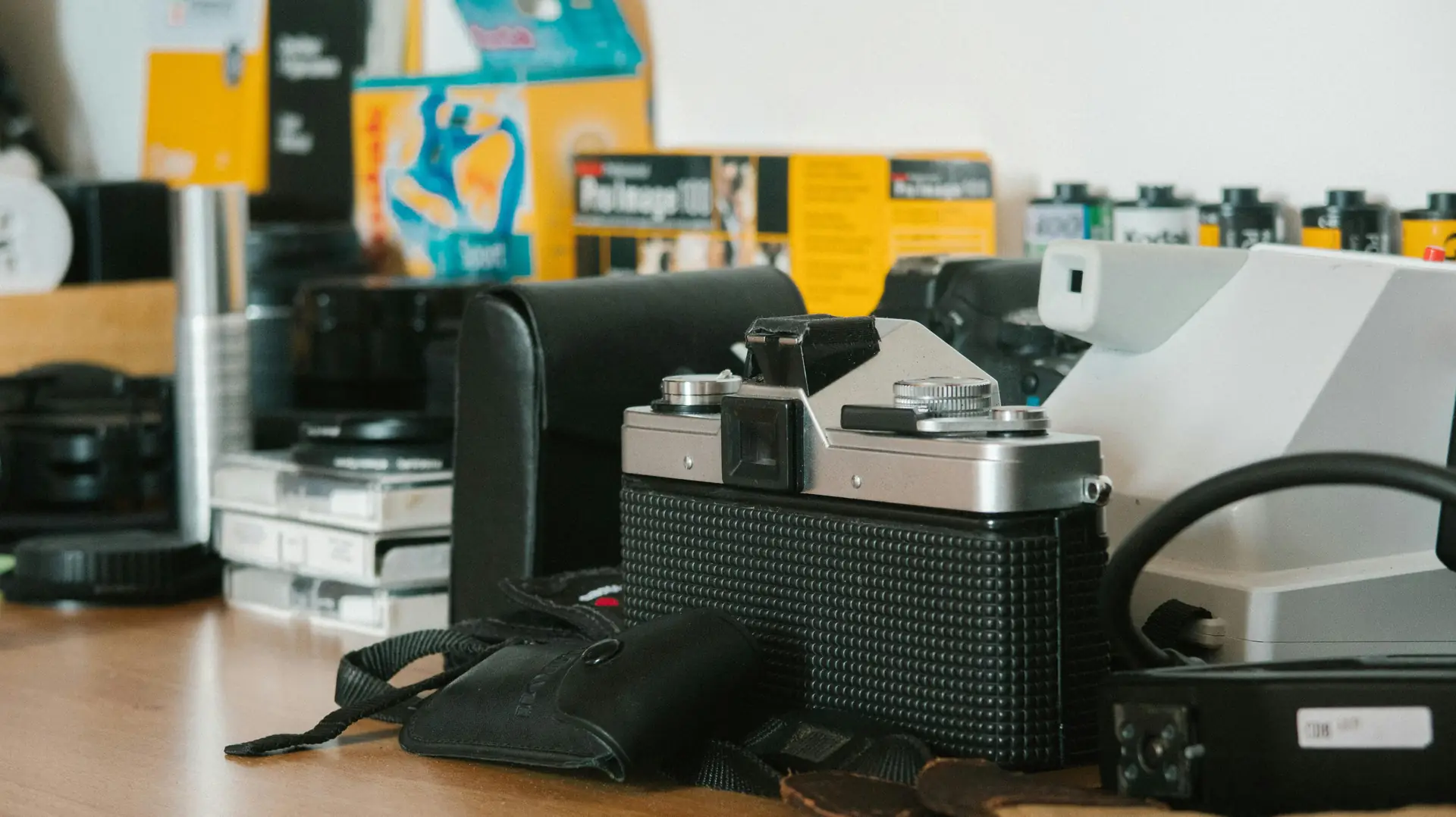 2026年アマチュア向け：実際に拡張できるフィルム＋デジタルハイブリッドワークフローのガイド