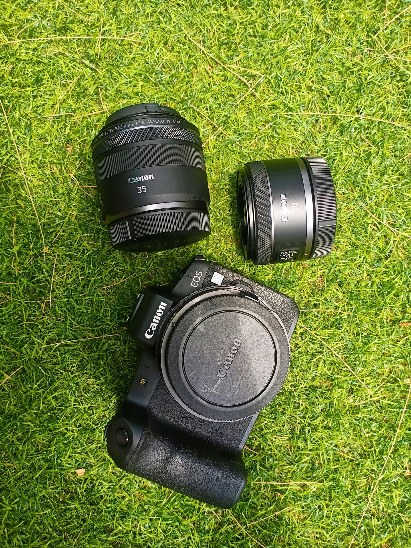 2026 Alpine Photo Gear Checklist: Lightweight DSLR Setup For Multi-Day Hikes