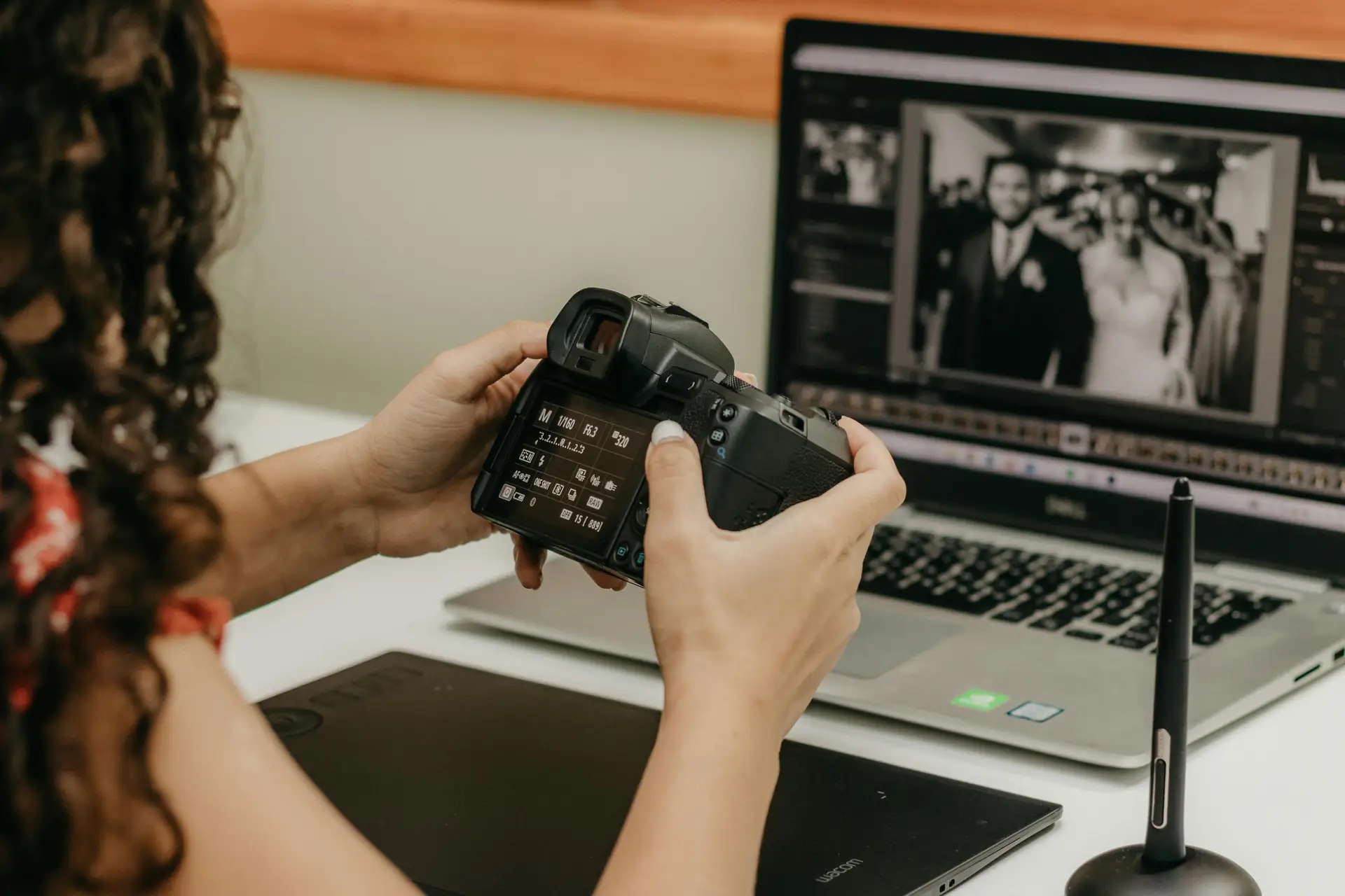 Cómo capturar fotos de viaje impresionantes con el Camstrap Voyager en 2026