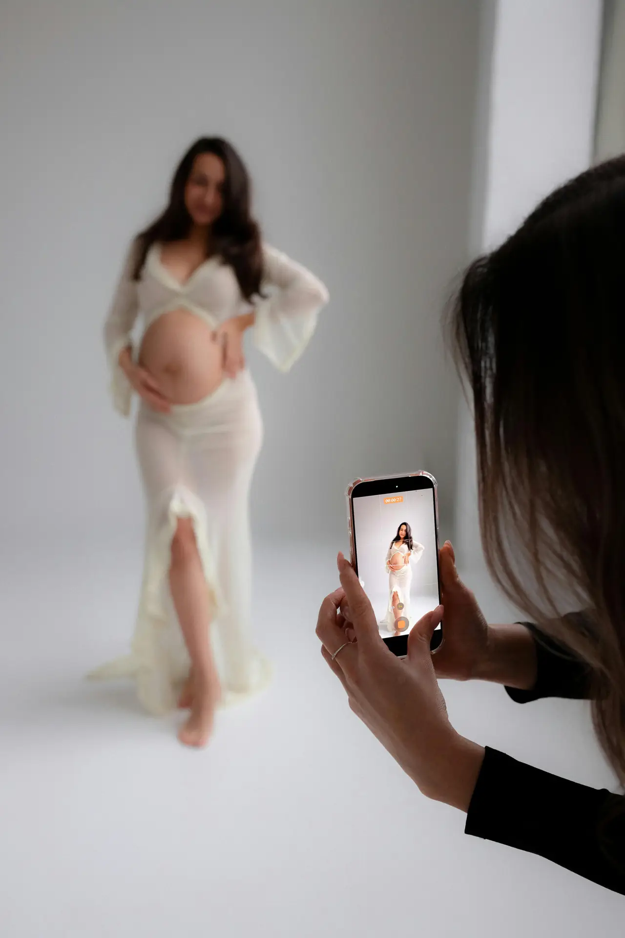 Mobile-First Framing Tips for Smartphone Photographers in 2026: Shoot Like a Pro