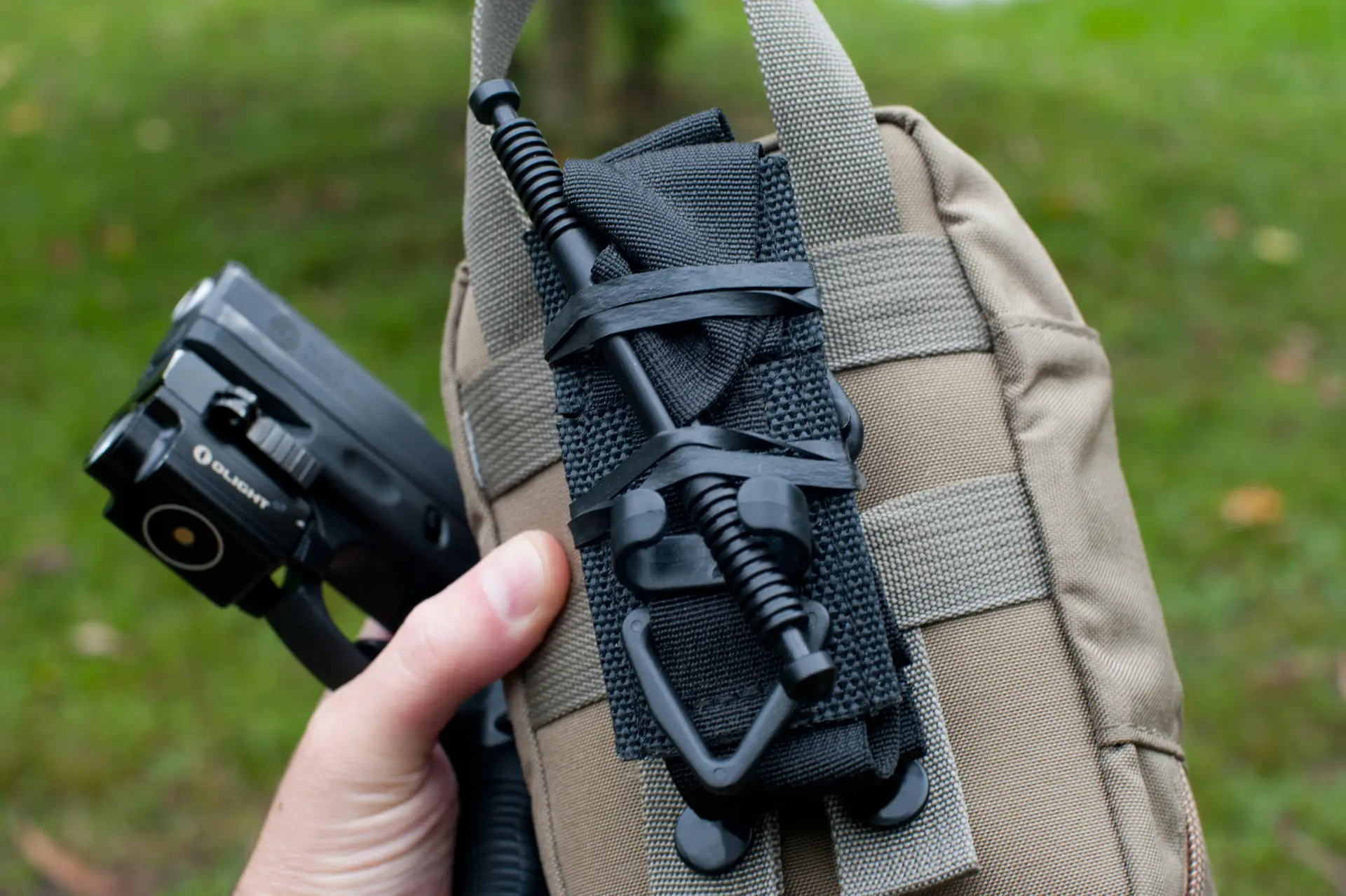 Comfort vinden in het wild: De beste eigenschappen van de Camstrap Explorer voor ruige shoots