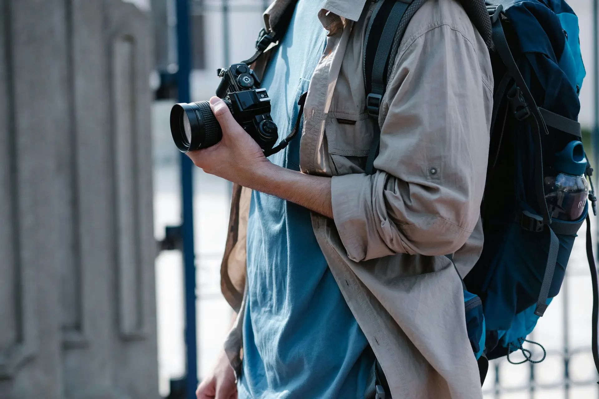 5 Essential Tips for Securing Your Camera Gear While Traveling in 2026