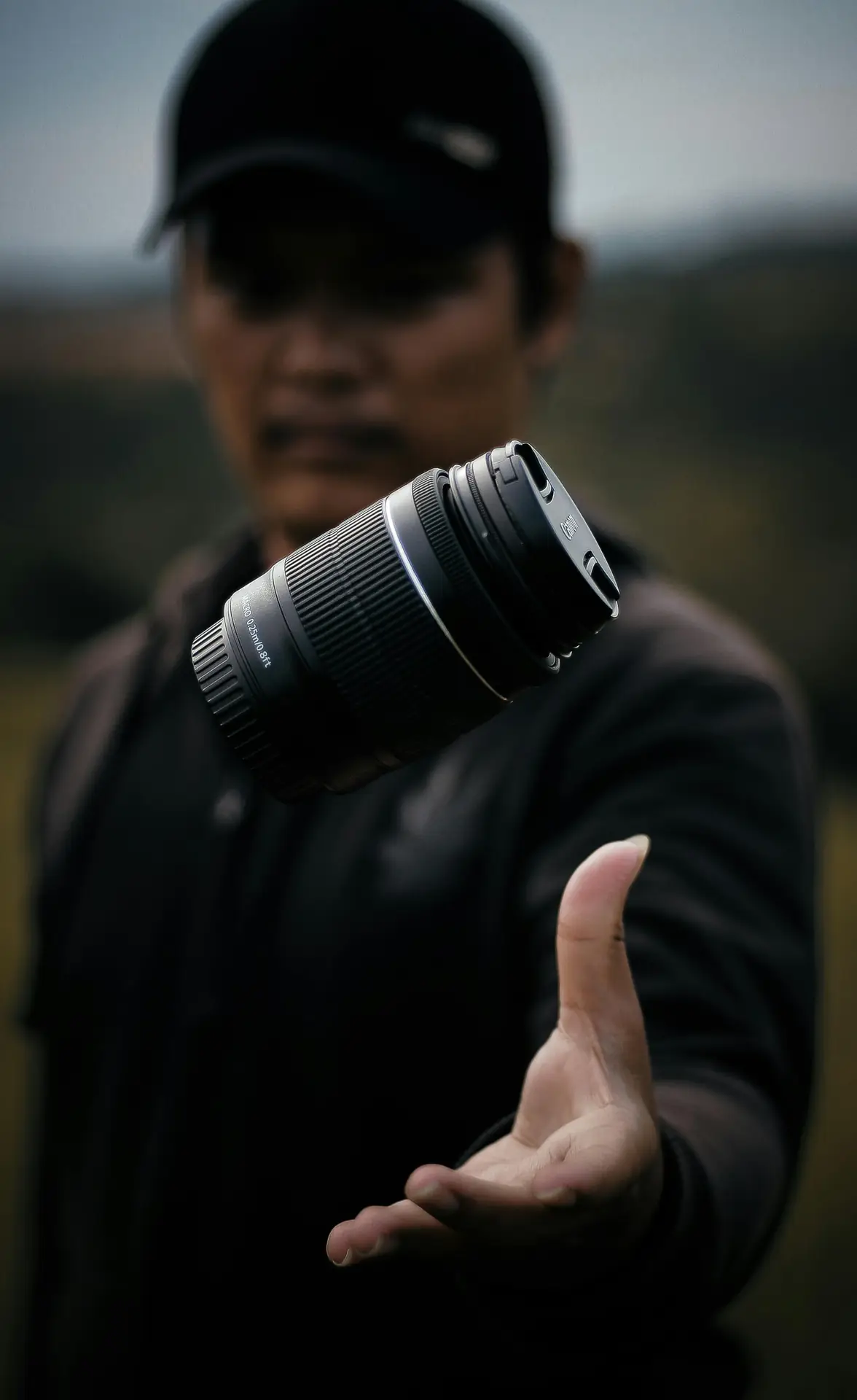 Why Blurry Photos Are Trending in 2026 — Creative Motion Techniques for Amateurs